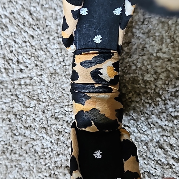 Lele Sadoughi Silk-Blend Leopard Print Knotted Headband - Picture 3 of 6